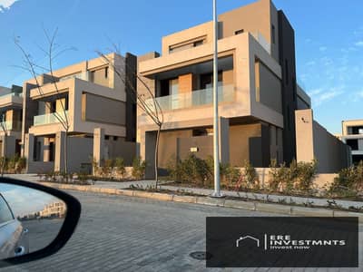 مودرن ستاند الون فيلا | استلام فوري | بموقع متميز جدا للبيع في كمبوند لافيستا سيتي La Vista City New Capital