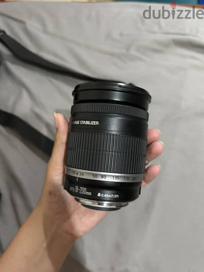 Canon EF-S 18-200mm IS Lens