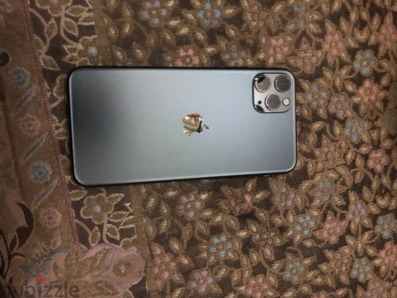 Apple - iPhone 11 Pro Max 1