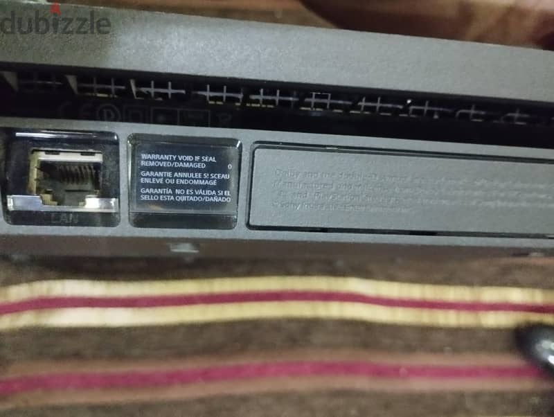 playstation 4 slim 1