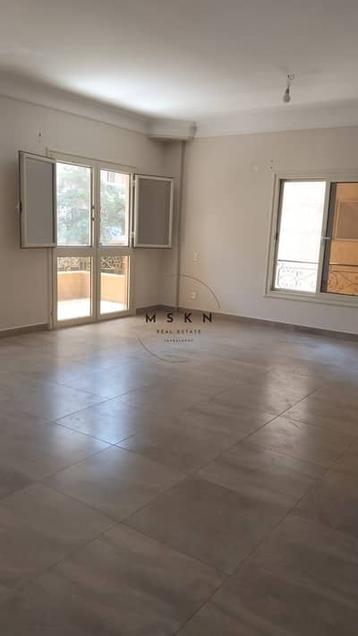 شقة للإيجار قانون في البنفسج عمارات 220م - التجمع الأول