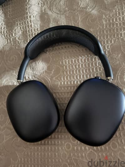 Apple airpods max-  سماعات ابل ايربودز ماكس من أبل