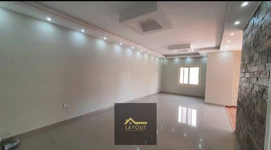 شقة 159م في البنفسج عمارات بسعر 6,300,000 جنيه  بحري شرقي وخطوات من شارع التسعين