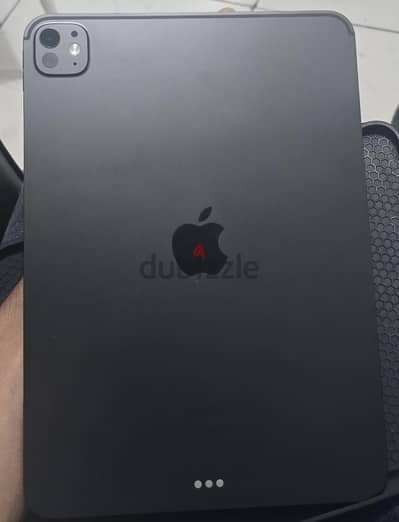 iPad Pro 11-inch M4 (2024) 256gb apple care+ضمان ساري لحد اكتوبر 2027