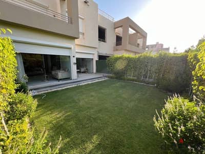 فيلا تاون " استلام فوري " تطل علي الجولف من بالم هيلز في جولف اكستنشن