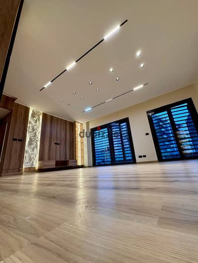 Apartment for sale in Madinaty with kitchen, 111m², in B15, ultra-super deluxe finishing, first occupancy, ground floor