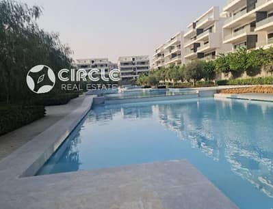 بنتهاوس ٢٩٨م بروف خاص مفروش بالكامل  للبيع في كمبوند ليك فيو التجمع الخامس Lake View بالقرب من منطقة المربع الذهبي الحاذق
