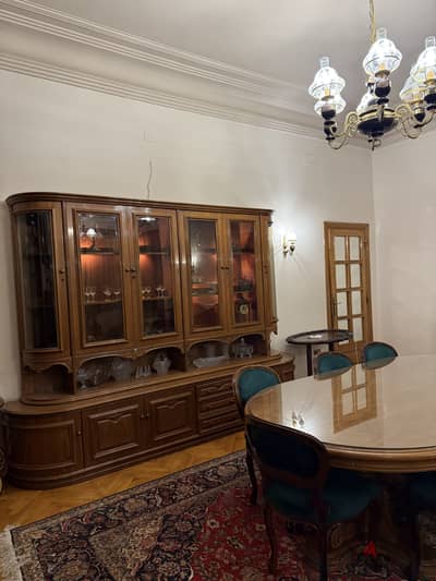 سفرة كاملة ديكوراما من ڤيلا في مصر الجديدة