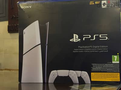 Playstation 5 slim 1TB 2 orignal controller