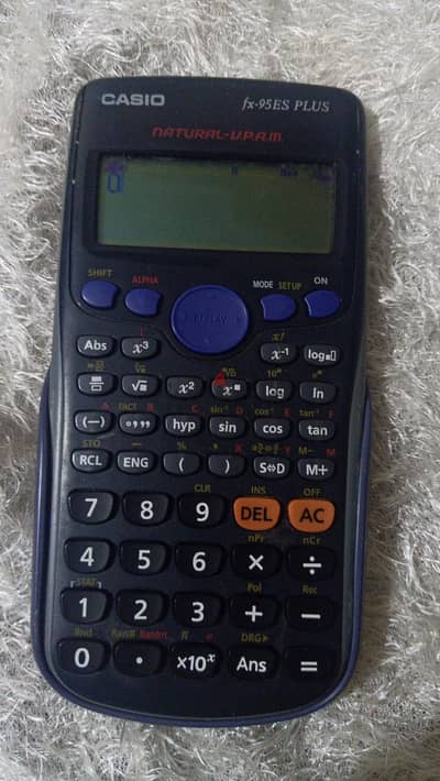 اله حاسبه كاسيو FX95-Es plus