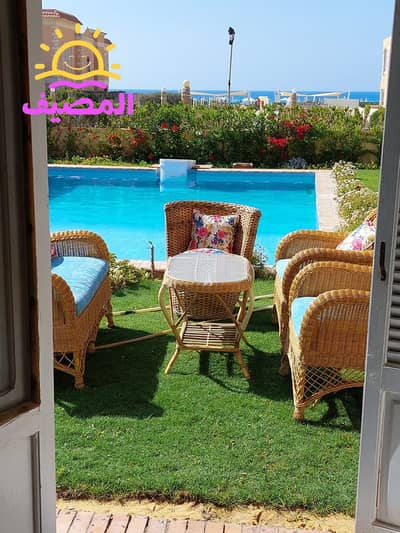 فيلا فاخرة 5 غرف و4 حمام بحمام سباحة خاص وفيو بحر في فينوس 2 الساحل الشمالي – صف ثاني على البحر – بالقرب من مارينا ومراقيا