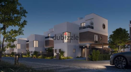 With a down payment of 700,000, a twin house villa is for sale in Mostakbal City on the tourist site and next to Hassan Allam and Mountain View, with