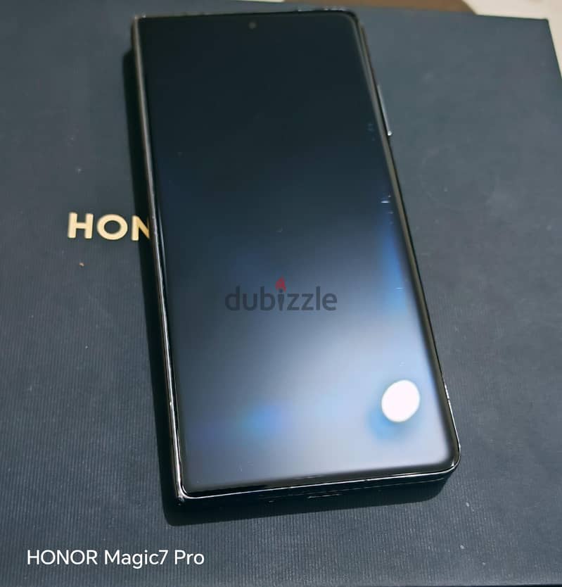 Honor Magic V2 Black 2