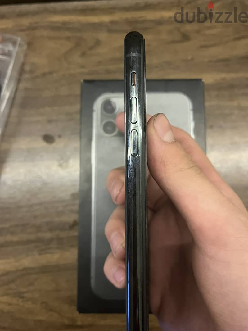 Apple - iPhone 11 Pro 4