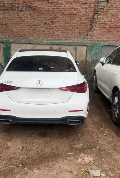 Mercedes-Benz C200 2023