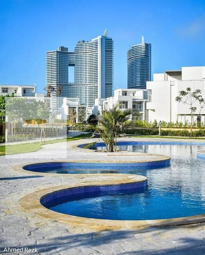 شاليه في مزارين مدينة العلمين نازل من سعره بفيو حلو جدا بالتقسيط علي 7 سنين بتشطيب كامل