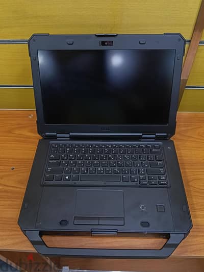 لاب توب مصفح شنطه