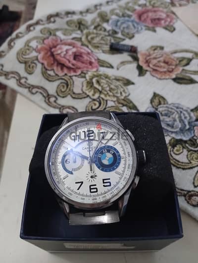 ساعة BMW