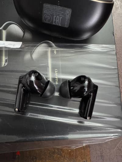 Huawei Free Buds Pro 4