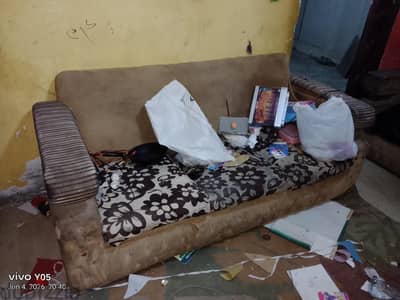 انتريه 2 قطعه واثنين كرسي حاله جيده التجمع