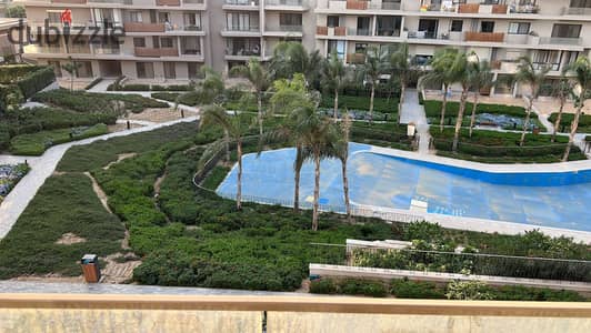 شقة مميزه اول استخدام - مطبخ وتكييفات - للايجار في V Residence - التجمع الخامس - القاهرة الجديدة