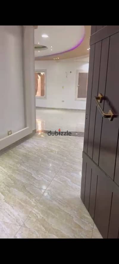 Apartment for sale on Al-Mohafeza Street