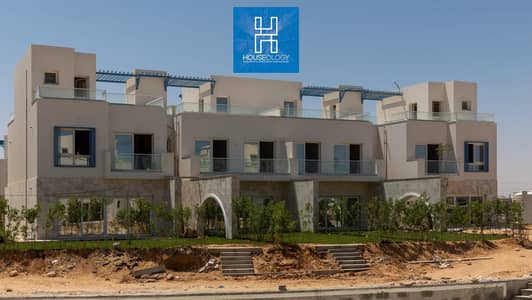 بالتقسيط علي 10  سنين شاليه برايم لوكيشن استلام فوري متشطب بالكامل للبيع في نايا باي   - Naia Bay Ras Elhekma