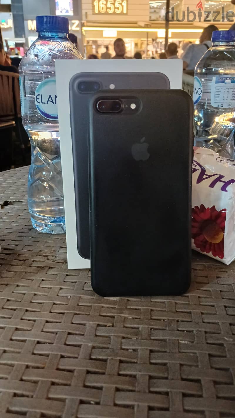 Apple - iPhone 7 Plus 1
