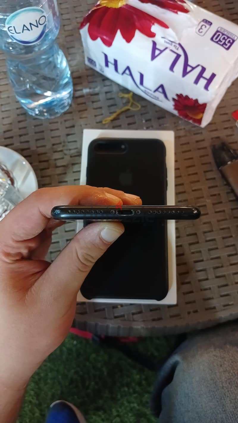 Apple - iPhone 7 Plus 6