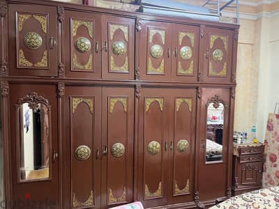دولاب كبير ٦ضرفة شغل دمياط تقيل جدا بحالة ممتازة