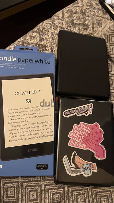 Kindle كيندال بيبر وايت