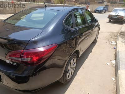 أوبل أسترا 2018