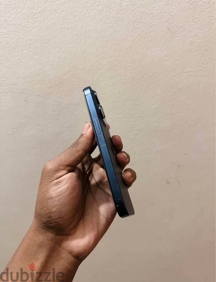 Apple - iPhone 15 Pro Max 2