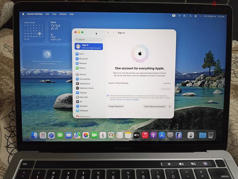 MacBook pro core i7 intel 3