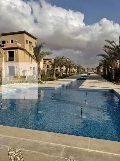  ستاند ألون فيلا للبيع في لافيستا سيتي – القاهرة الجديدة استلام فوري فيو بيسين ولاندسكيب