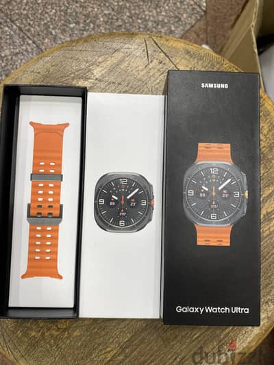 Galaxy Watch Ultra Orange جديدة