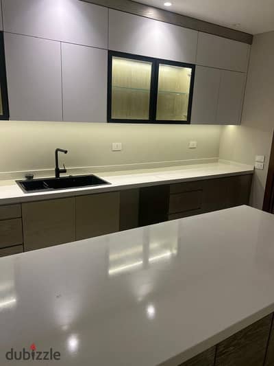 Beside O1 | Silver Palm | First use | Furnished