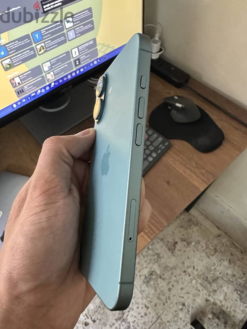 Apple - iPhone 16 4