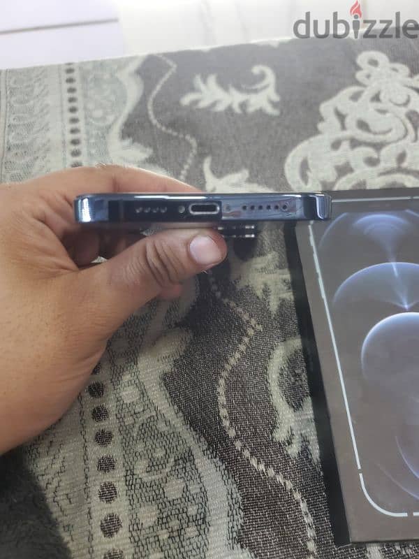 iphon 12 pro max 3