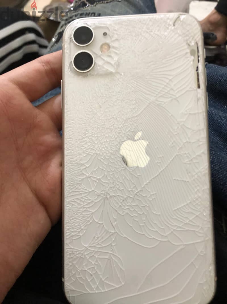 iPhone 11 5