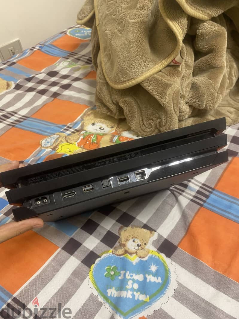 Ps4 pro barely used 1