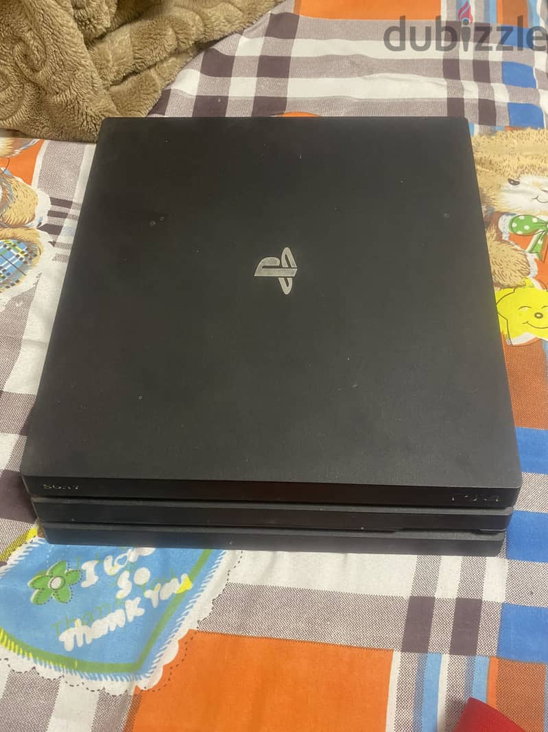Ps4 pro barely used 4