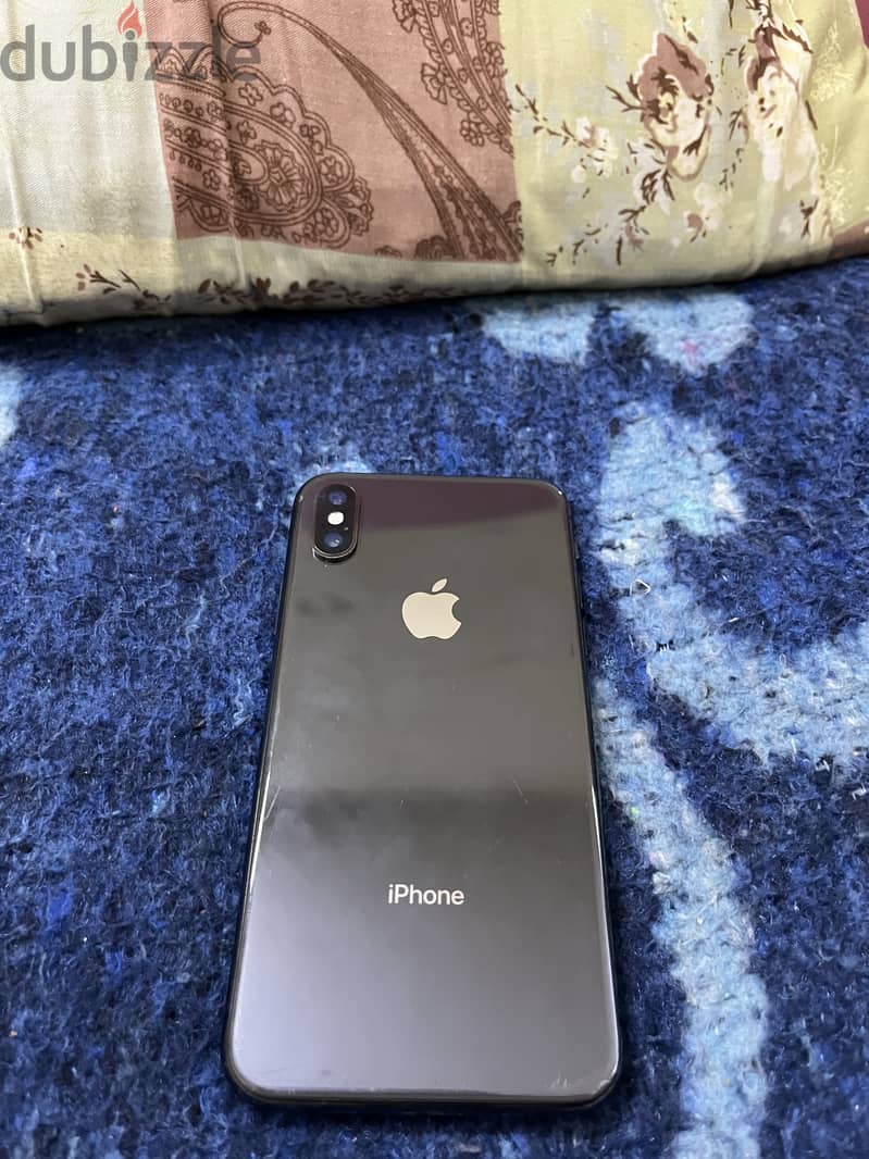 Apple - iPhone X 1