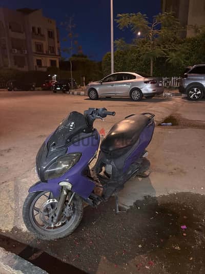 اسكوتر بنلي