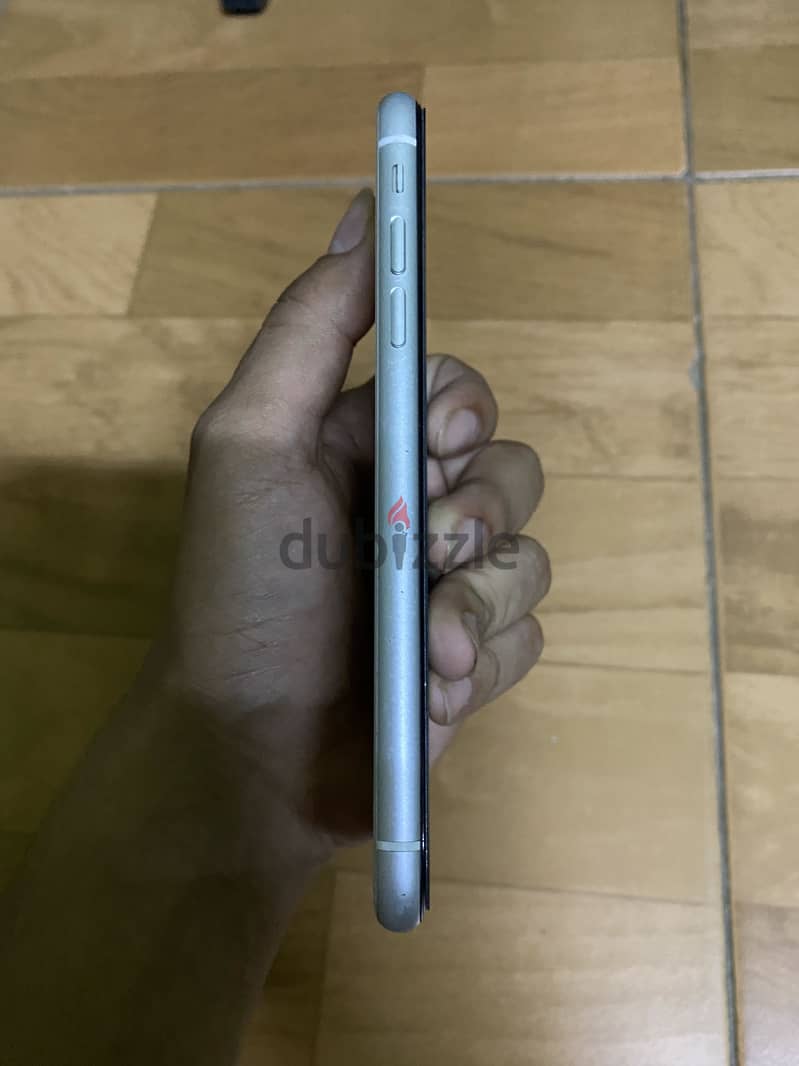 iPhone XR 2