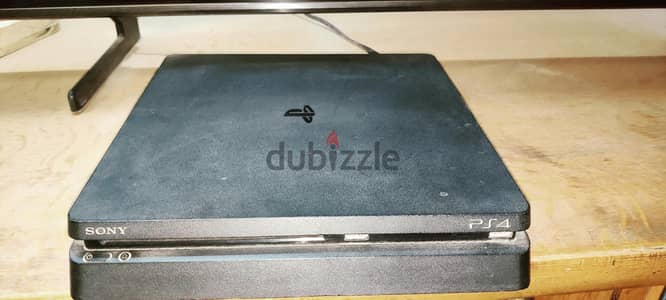 playstation 4 slim
