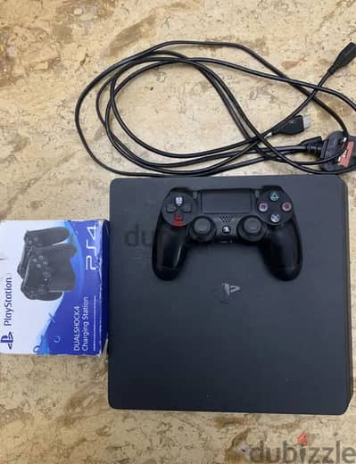PS4 slim online with 1 controller 1T