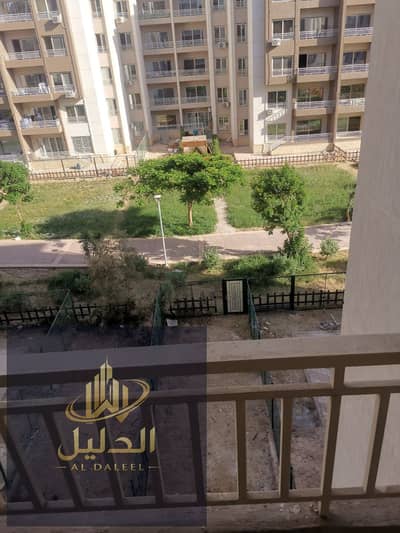 كمبوند وصال مدينة الشروق مدخل واحد امام بوابة مدينتى واحد والجماعه البريطانيه بالشروق