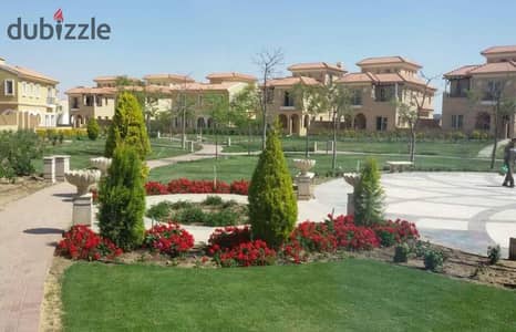 تاون هاوس بإطلالة مميزة استلام فوري للبيع ماونتن ڤيو هايد بارك