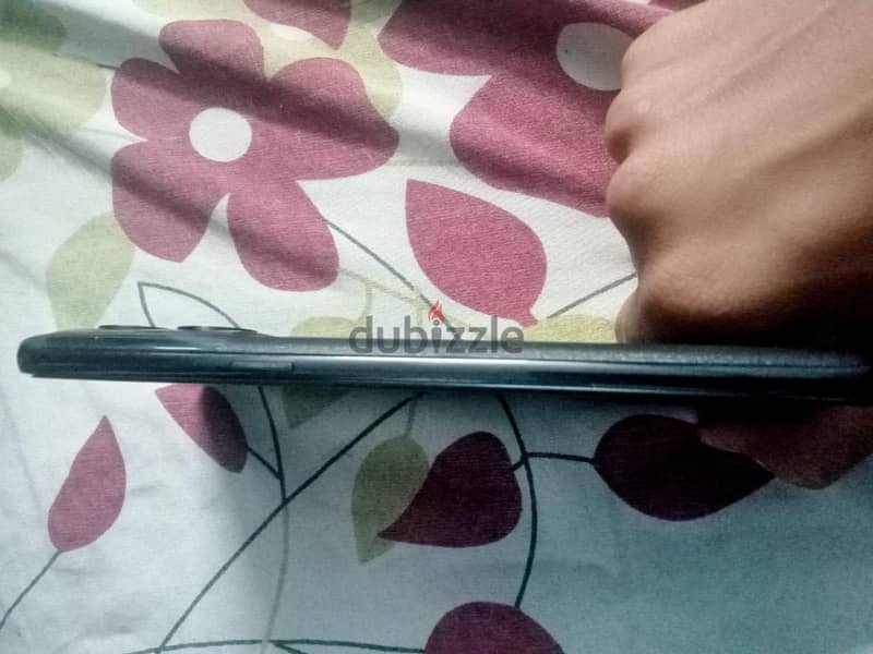 One Plus 10T 4